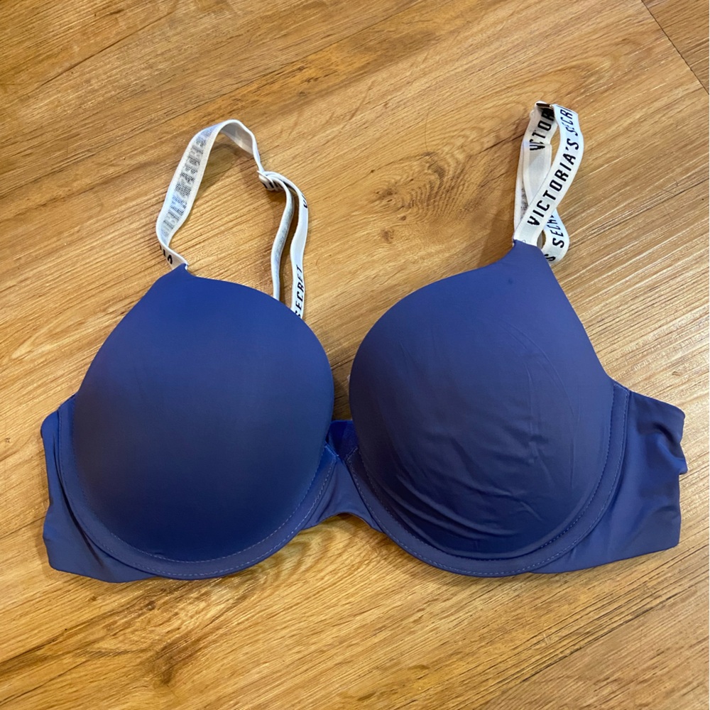 Victoria secret t-shirt push up full coverage bra  NWT